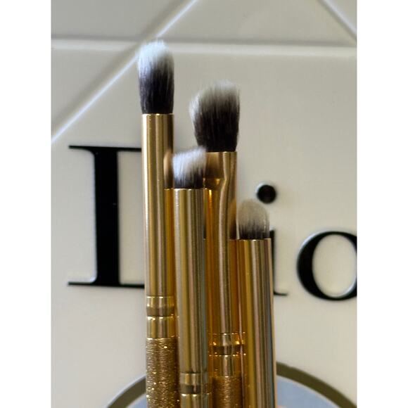 Luxie Premium Handcrafted Brushes - 4 Pieces - Glitter & Gold Collection - NEW - Picture 1 of 5